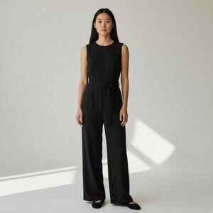 Chic Black Sleeveless Jumpsuit